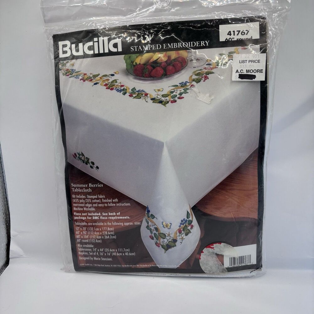 Brucilla 41767 Summer Berries Tablecloth 60" Round Stamped Embroidery  1997